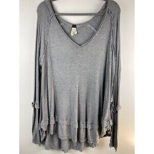 Free People -We The Free Women's oversized slouchy Grey Waffle Knit Thermal sm.